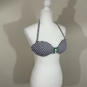 Xhilaration sz med Jr swim top blue and white stripe with green accent